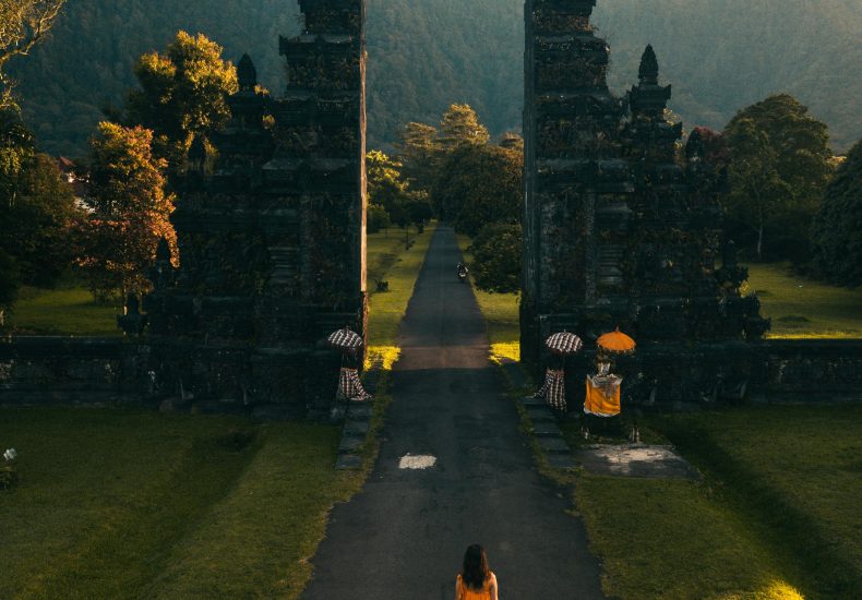 Outsourcing company in Bali, Outsourcing Company Bali, Staffing Services Bali, Woman arriving on Bali